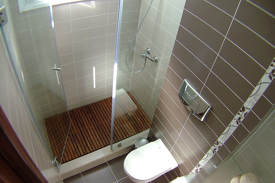 reforma de baño con ducha de obra